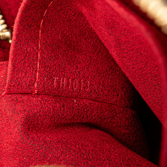 Pre-Loved Louis Vuitton Monogram Excentri-Cite - Picture 6 of 8